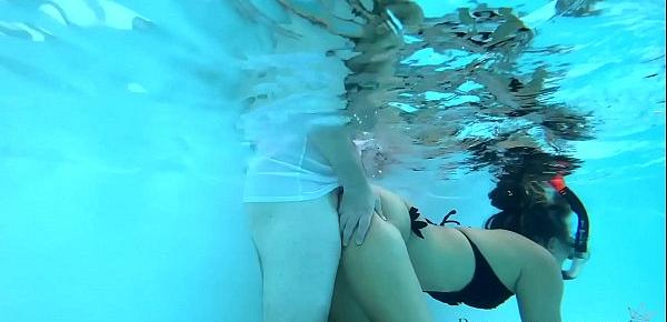  pool underwater sex with diving mask - projectfundiary